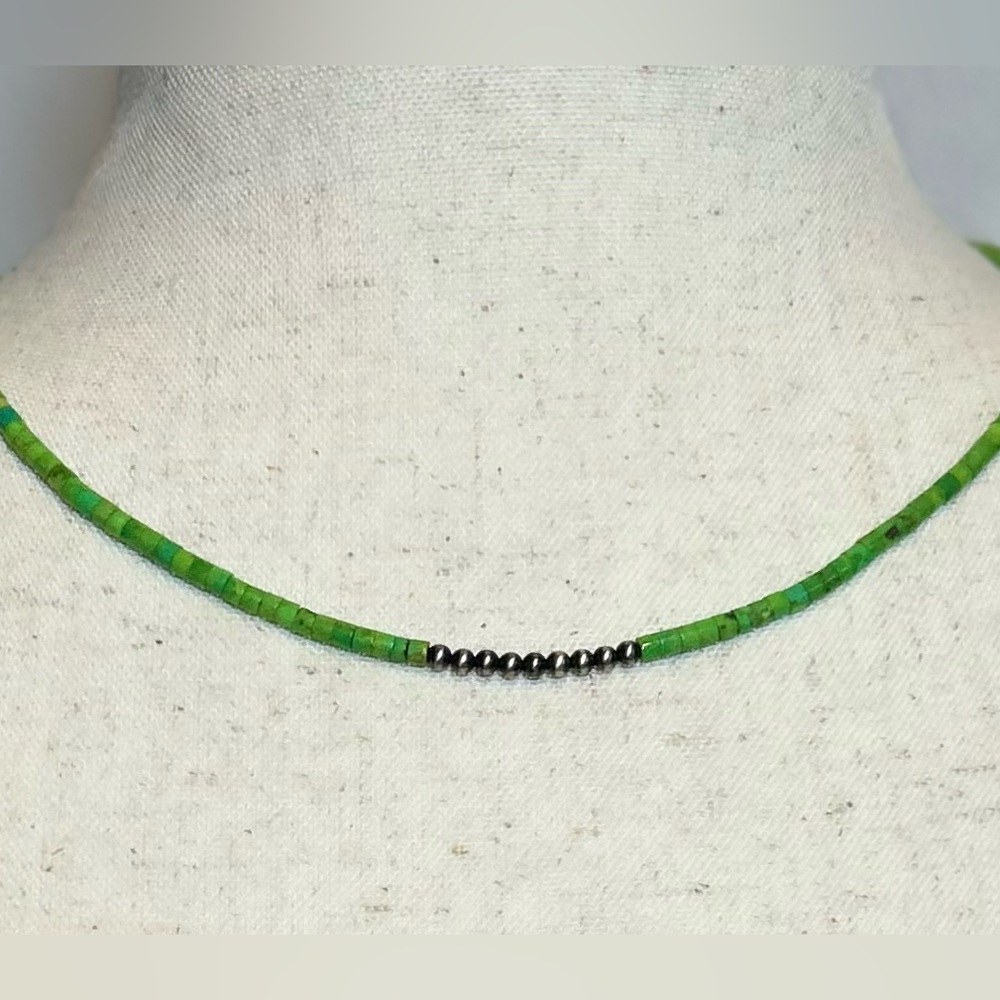 NWT Navajo Handmade Green Apple Turquoise Navajo Pearls Necklace - Picture 2 of 7